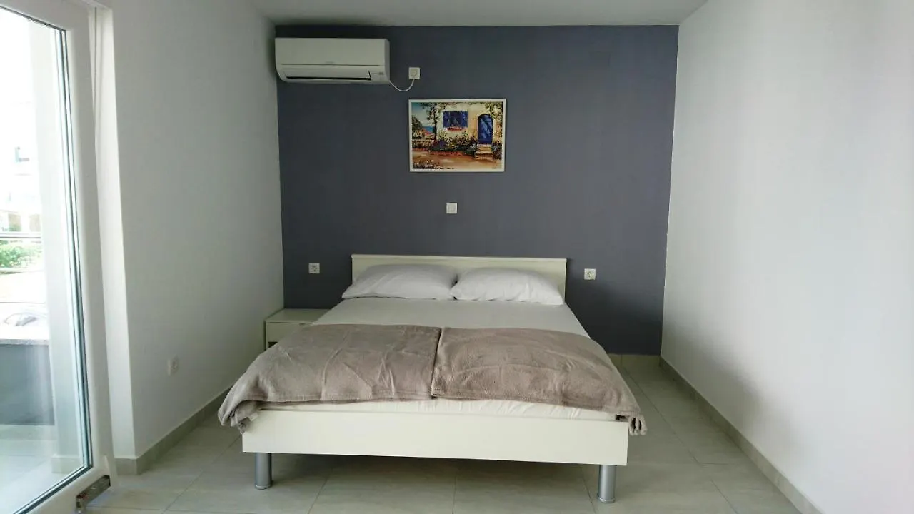 Colic Appartement Njivice Kroatië
